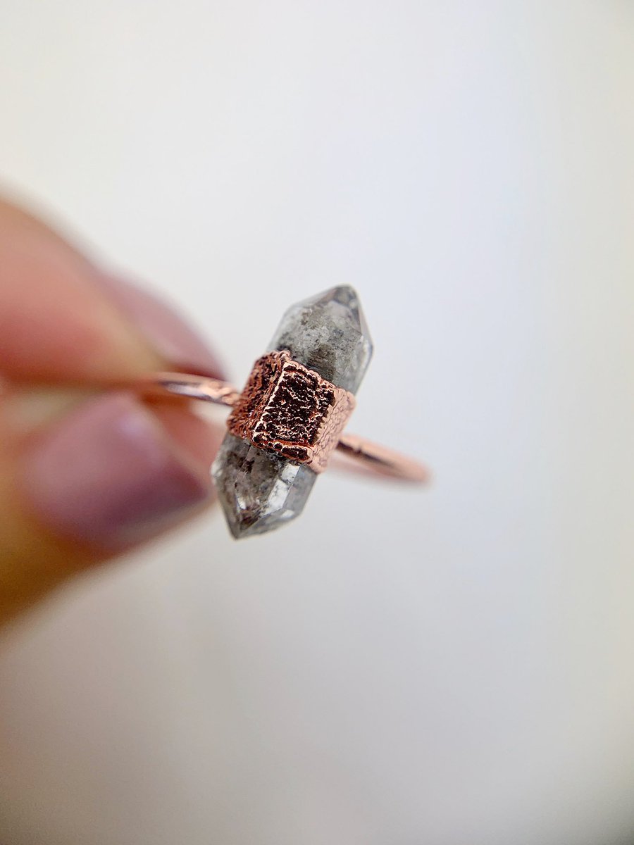 LyonAndFeather's tweet image. Double terminated Herkimer Diamond in size R lyonandfeather.etsy.com