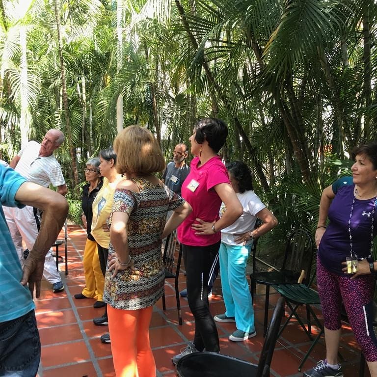 Mañana clases de Tai Chi para personas con parkinson en el parque secreto de café arabica ubicado Av Andrés Bello con 1era trasversal de los palos grandes lateral al centro plaza hora 9:30 am se agradece puntualidad a los asistentes
