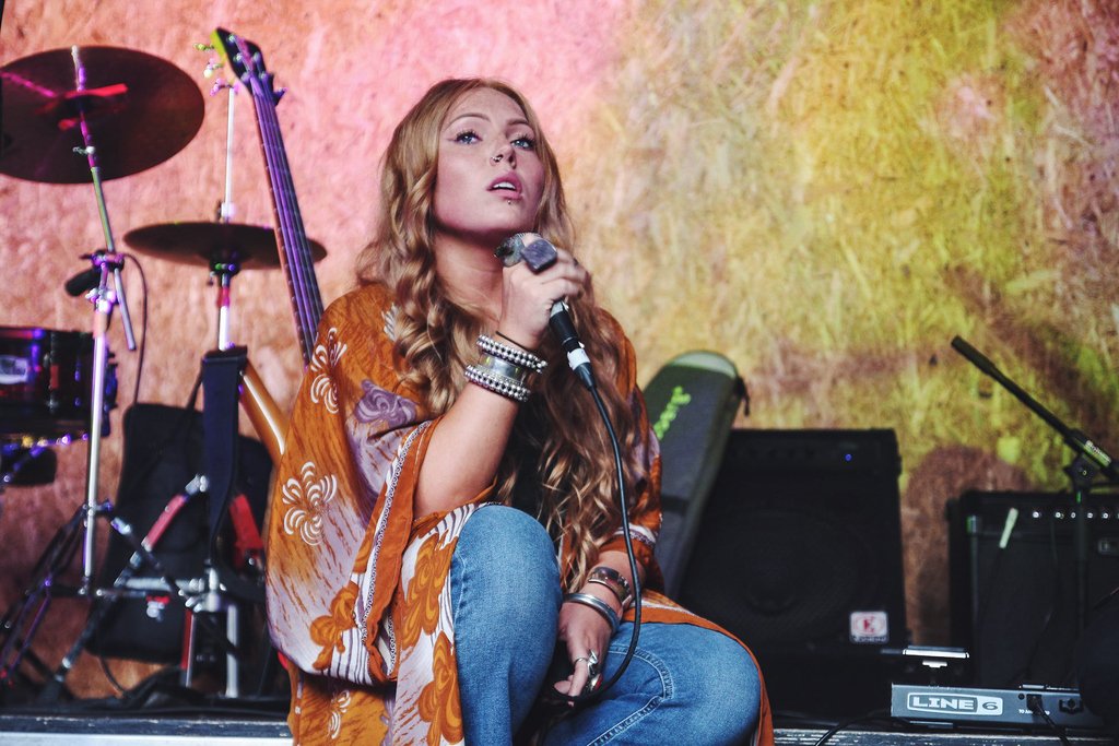 PopBrixton's tweet photo. THE GRIT SCHOOL LIVE 2019 🎤
•
Head over to Pop Brixton for 7pm tomorrow night to discover the untapped musical talent Brixton has to offer
•
#popbrixton #brixton #freemusic #sgs #thegritschool #schoolgroundsounds https://t.co/zfJbmq1KaO
