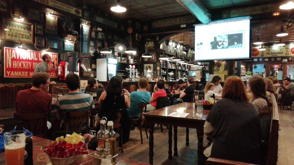 Itzamn8's tweet photo. Comenzando la segunda platica!! #Pint19ES #Pint19BCN @ICFOnians https://t.co/7f0kYJuUkx