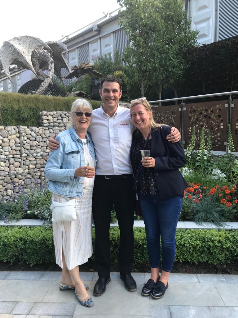 JBINGHAMDESIGNS's tweet photo. Fab to catch up with @sm74w on the five gold star @MarshallsGroup trade stand at #RHSChelsea with @designs_penny https://t.co/ULyG1HIGmq