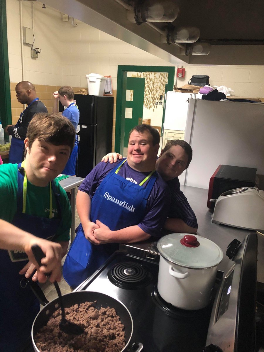 GreenOaksGators's tweet photo. Over the last few months, our GOAL Green Team has been running our very own "Gator Cafe". The participants plan, prepare, shop, cook, and deliver meals for our staff once a month. Activities like these encourage our GOAL participants to use math skills and  cooking skills. https://t.co/FkrwoSFx1R