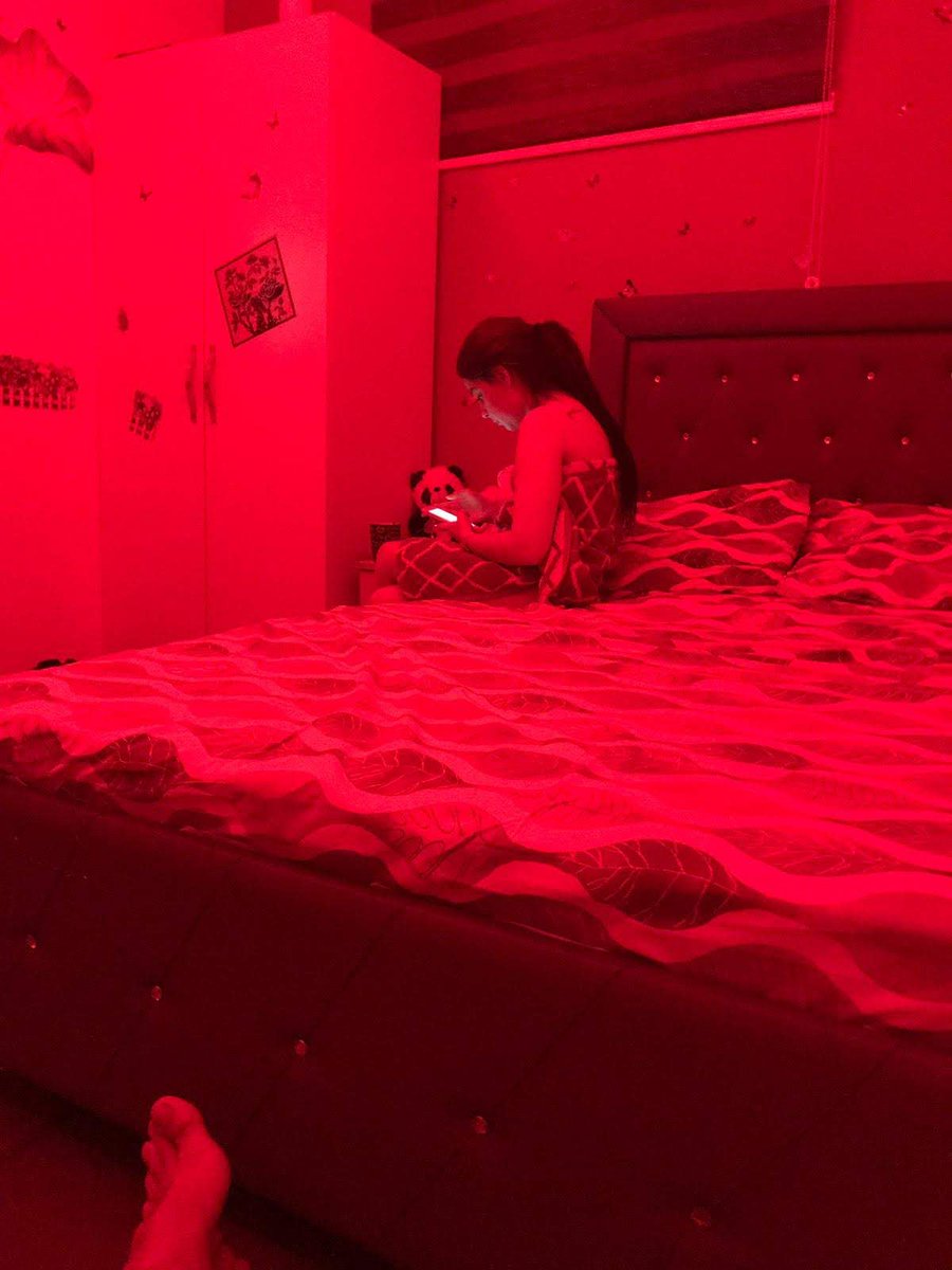 Reel görüşmek istiyenler mesaj atsın istanbul ici mümkünse