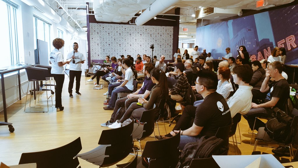 sirjohnhargrave's tweet image. WHAT A TURNOUT! Hundreds of blockchain developers competed for $20,000 in prizes for our first-ever Boston Blockchain Hackathon!

#BostonBlockchainWeek #bostonblockchain #blockchain #crypto