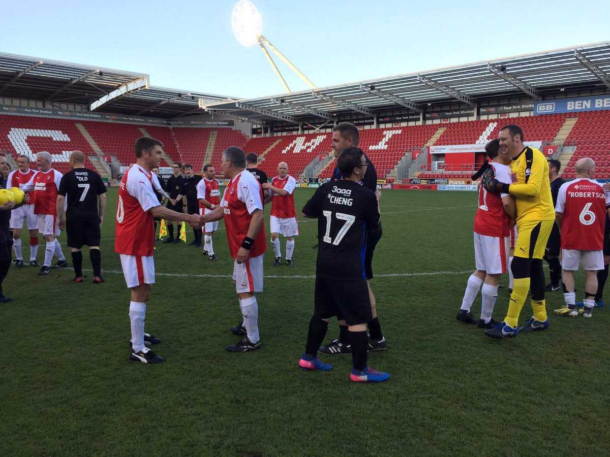 FootballAid's tweet photo. ✅ | Fulltime | 1-3 | The @OfficialRUFC Away team hold on for a well deserved victory here at the @NewYorkStadium1. 

👏 Huge thanks to all our players and Legends for their brilliant efforts tonight. A great game to watch, played in the perfect  spirit throughout. 🙌 https://t.co/x9nCqB9nRi