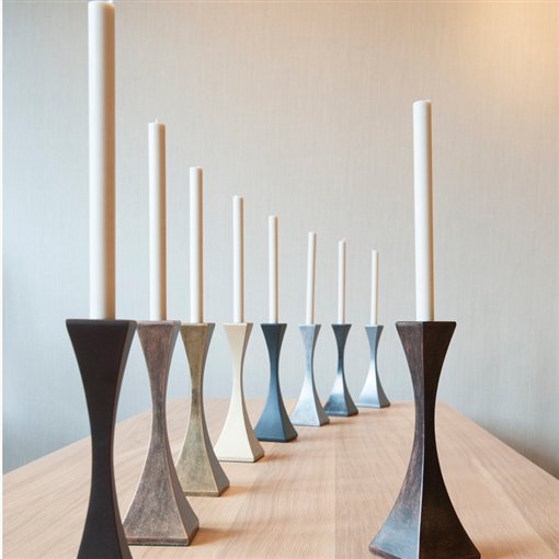 Mfenlondesign's tweet photo. I adore the architectural form of these candlesticks, by @tomfaulknerfurniture.  For a design to be successful, every last detail must be considered - these pieces were most definitely designed with consideration, and I’d love to work them into a scheme! {Image via @modenus} https://t.co/oKdOSc2d1W