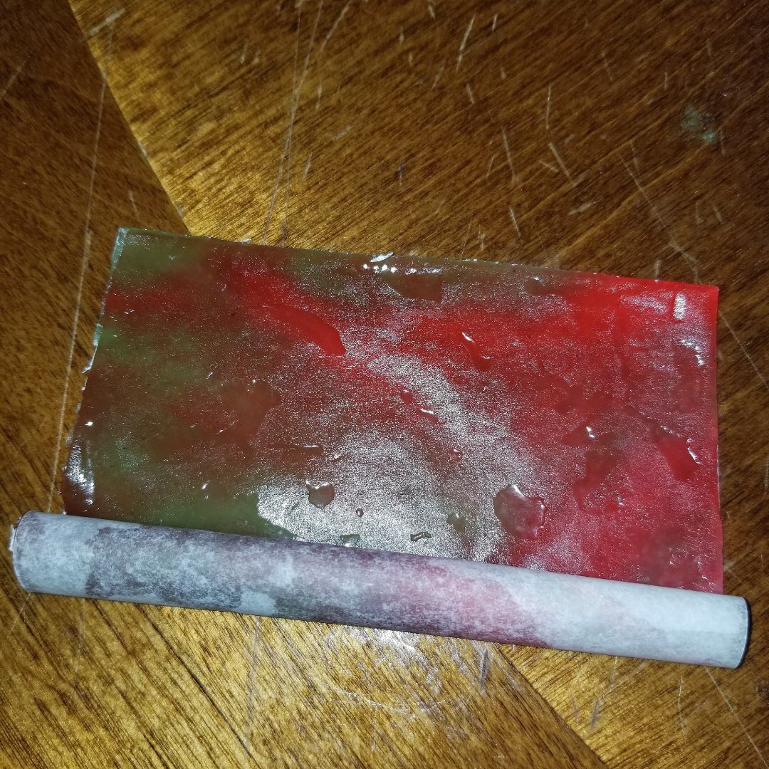 azianwitswag's tweet photo. Y’all better love me for getting serious #CandyCubes #SourWorms #FruitRollUp https://t.co/gplwWeRdSl