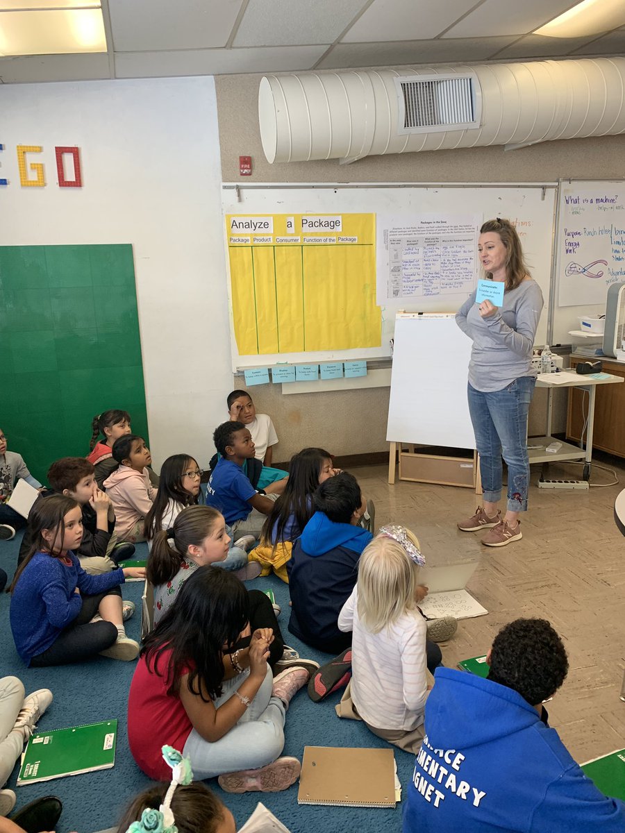 JanJanrobertson's tweet photo. @MtDiabloUSD @SunTerraceSTEM @EiE_org @mandi_smithml #learbydoing #engineers https://t.co/ZUezU9F01p