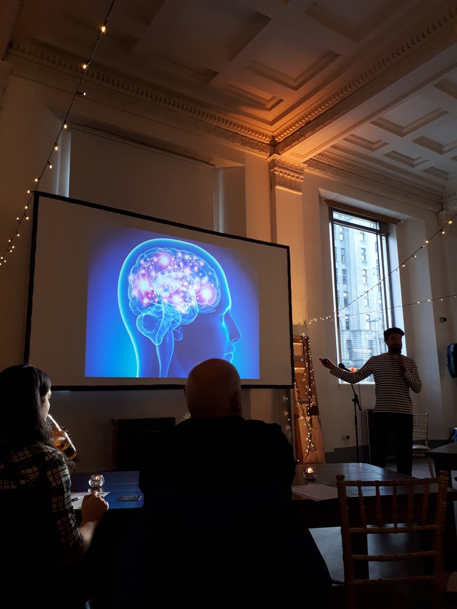Kicking off #PintOfScience with @eric_robinson_  and abnormal eating:the secret to being thin and healthy <a href="/CateC85/">Cate Cropper</a> @ChrisDeputy .