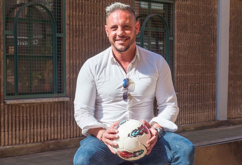 José Paz pendiente del futuro del Gozón.
futbolasturiano.es/noticias9/1389…