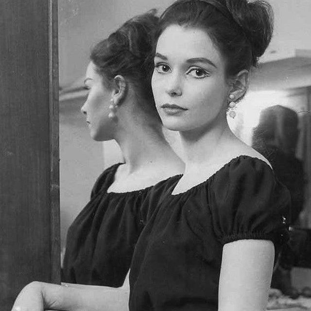 きぬきぬ A Twitter 5 22は大好きなアメリカの女優 スーザン ストラスバーグの生誕日 1938 5 22 1999 1 21 女優志願 と 青年 の彼女がたまらなく好き きぬきぬ A Twitter 5 22は大好きなアメリカの女優 スーザン ストラスバーグの生誕日 1938 5 22 1999 1 21 女優志願 と 青年 の彼女がたまらなく好き