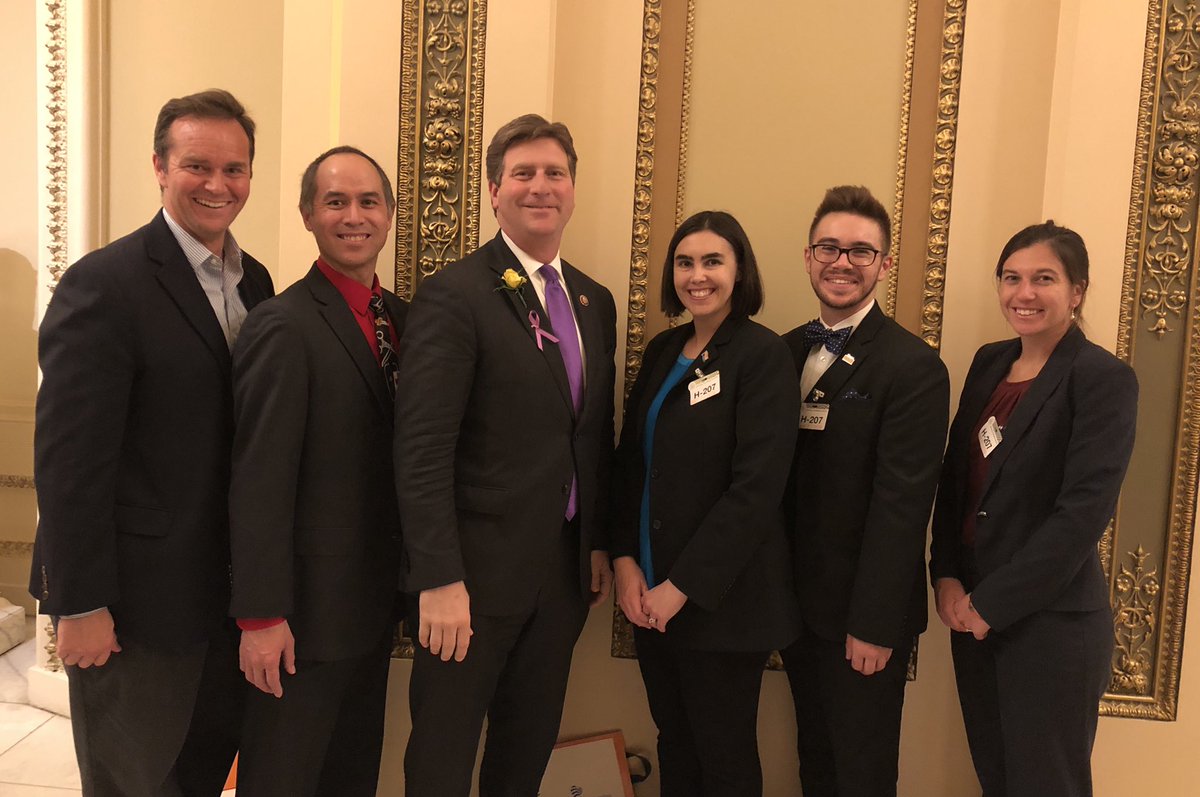 SteveBrownMD's tweet image. Thank you @RepGregStanton for being a great friend to #FamilyMedicine our patients and our community. #FMAS19