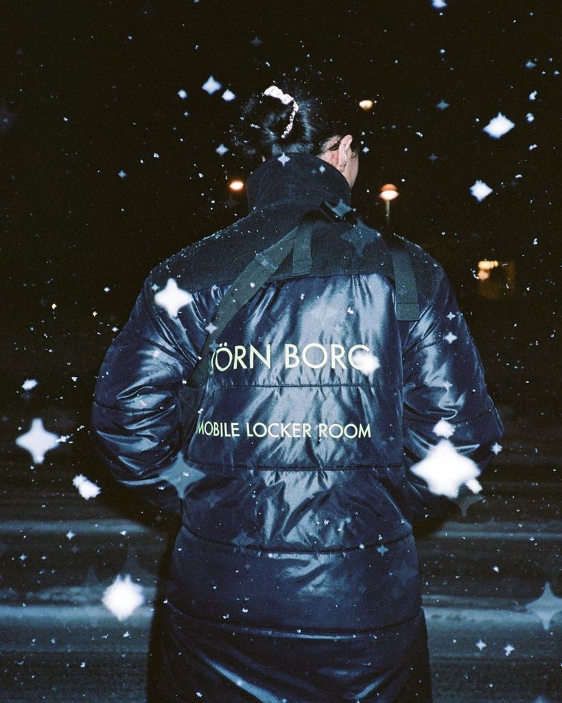 ClubCompact's tweet image. shared on Discord by @photographic_journal with his Fuji DL-200 x Kodak Portra 400. bit.ly/2JUKPXG