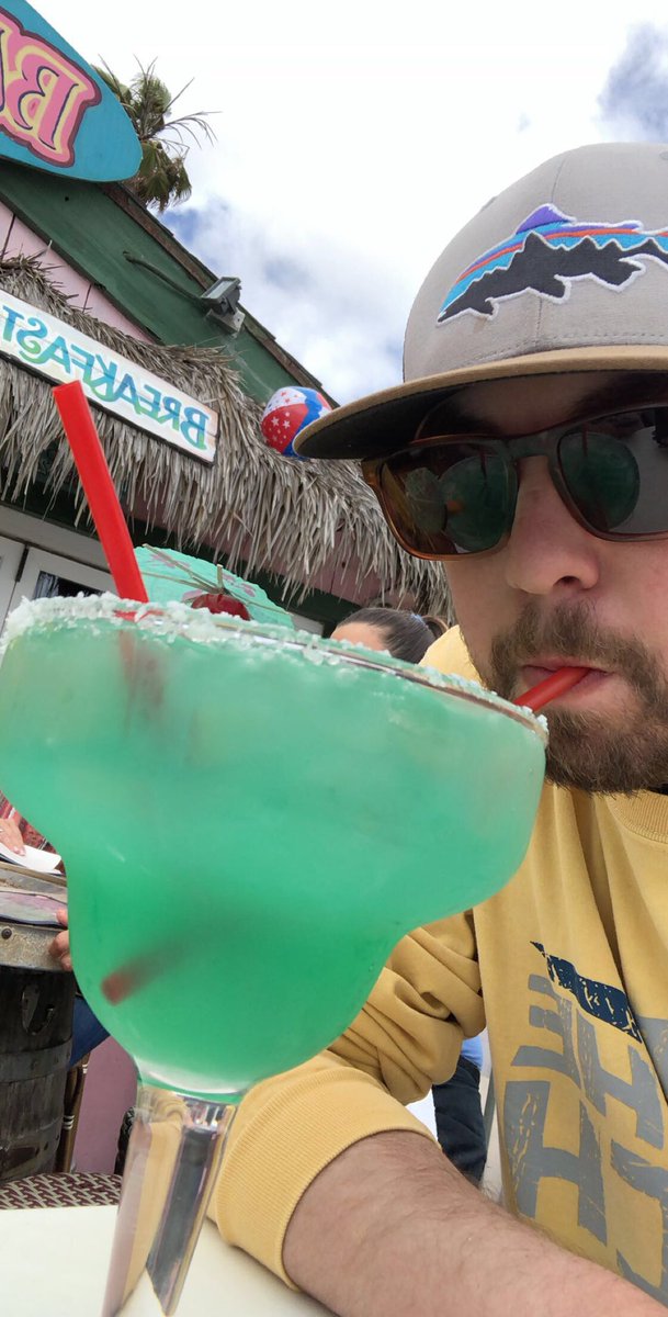 DatKidStrick's tweet image. Tacos and Margs