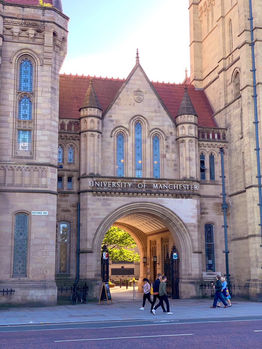 RadclyffeMusic's tweet photo. Mr C had a great rehearsal at @OfficialUoM where he studied for his degree. It is a beautiful place to learn in stunning surroundings. The @MHCentre is a fantastic centre for Music and Drama. Could you be a future student here #PROUDtoPerform #TeachersWhoLearn #DreamYourFuture https://t.co/1nQWHektY6