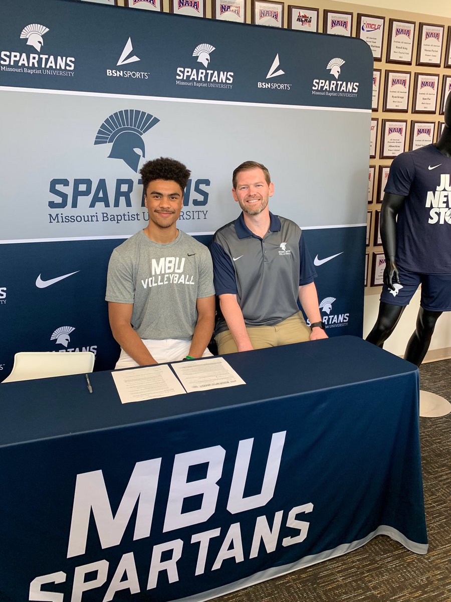 MBUVolleyball's tweet photo. Please welcome Noah Jami to the @MBUVolleyball family!  Noah is an outside hitter from @FHCAD and @HPSTLVBC.  @MBUAthletics https://t.co/unP5YDm3GQ