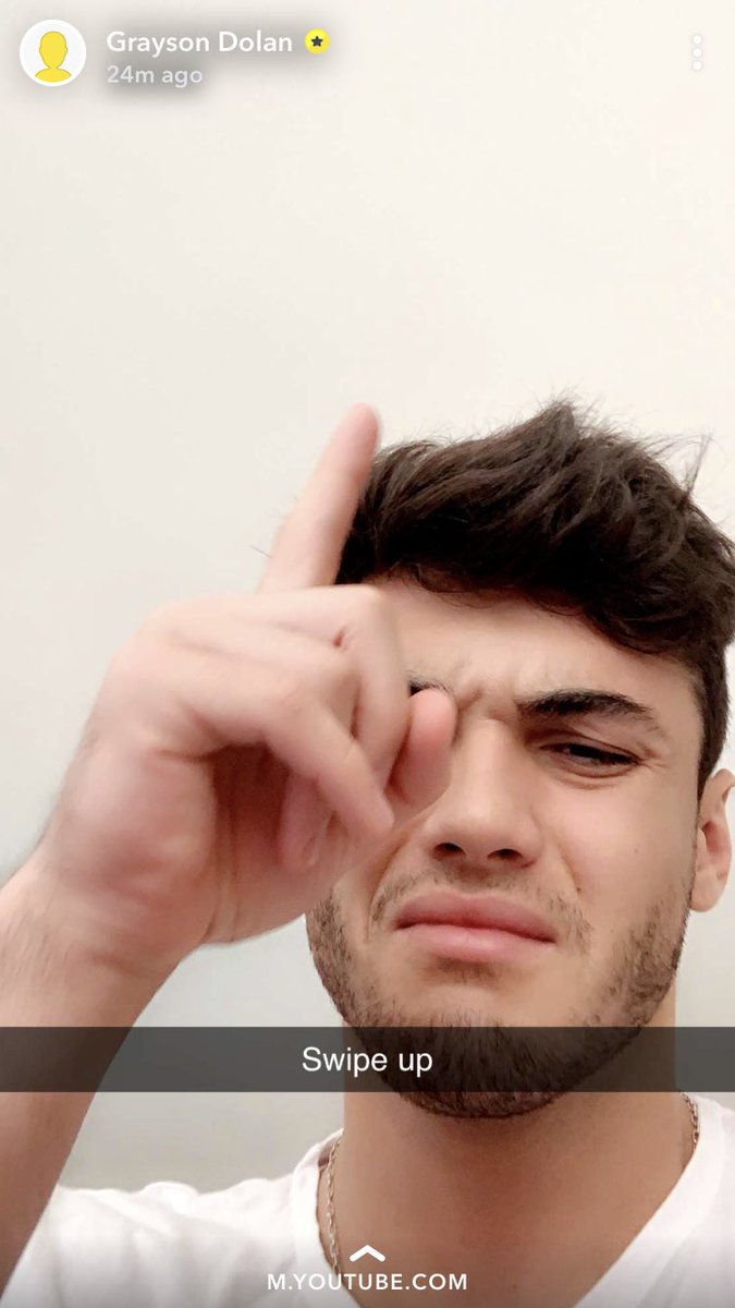 _dolanstan_ tweet picture