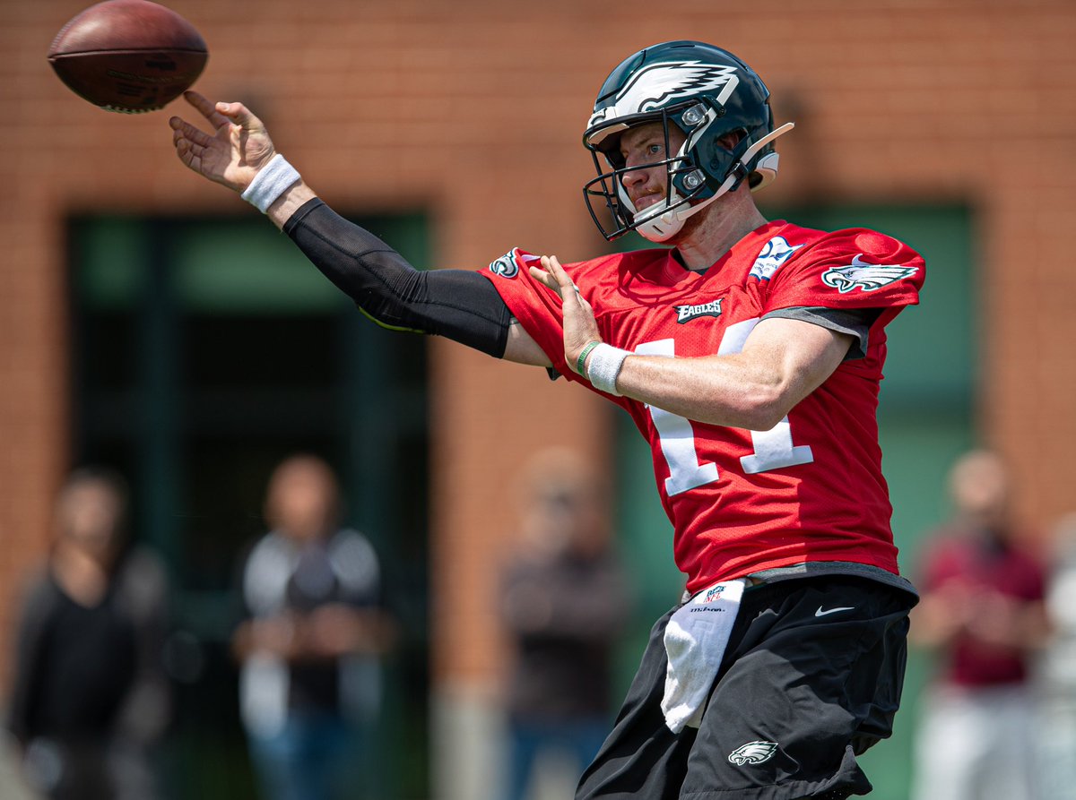 Carson Wentz tweet media