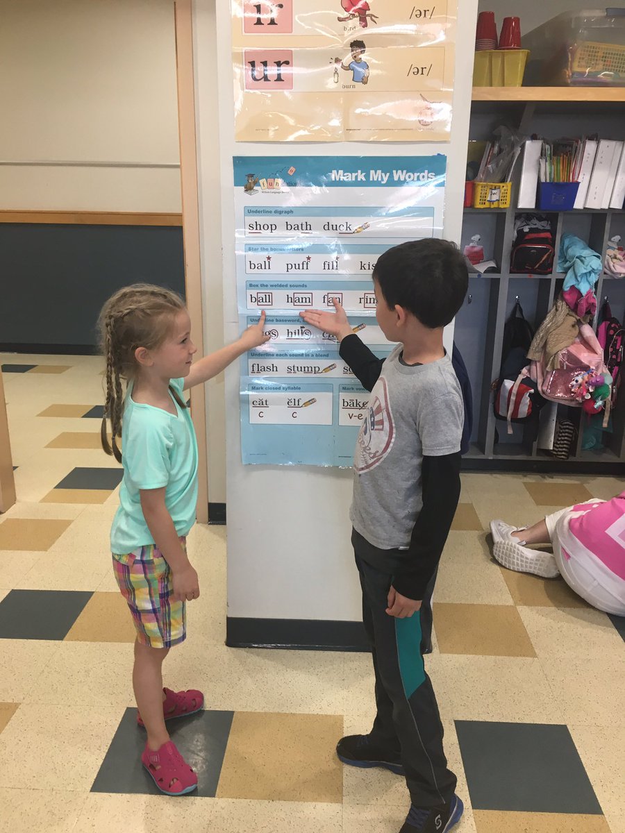 H is for hunting!
We worked hard on our phonics scavenger hunt!#oakststories