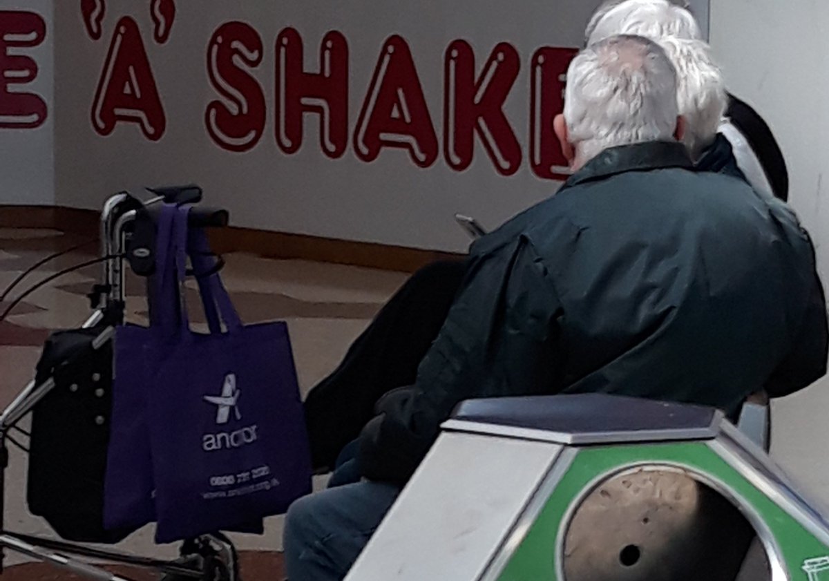 BiltonCourt's tweet photo. #Spotted all over #Wellingborough 
Town centre especially @SwansgateCentre @AnchorHanover goodie bags as delivered by staff @BiltonCourt 
#act #of #kindnest #CommunityEngagement https://t.co/Vy7tO7vQ40