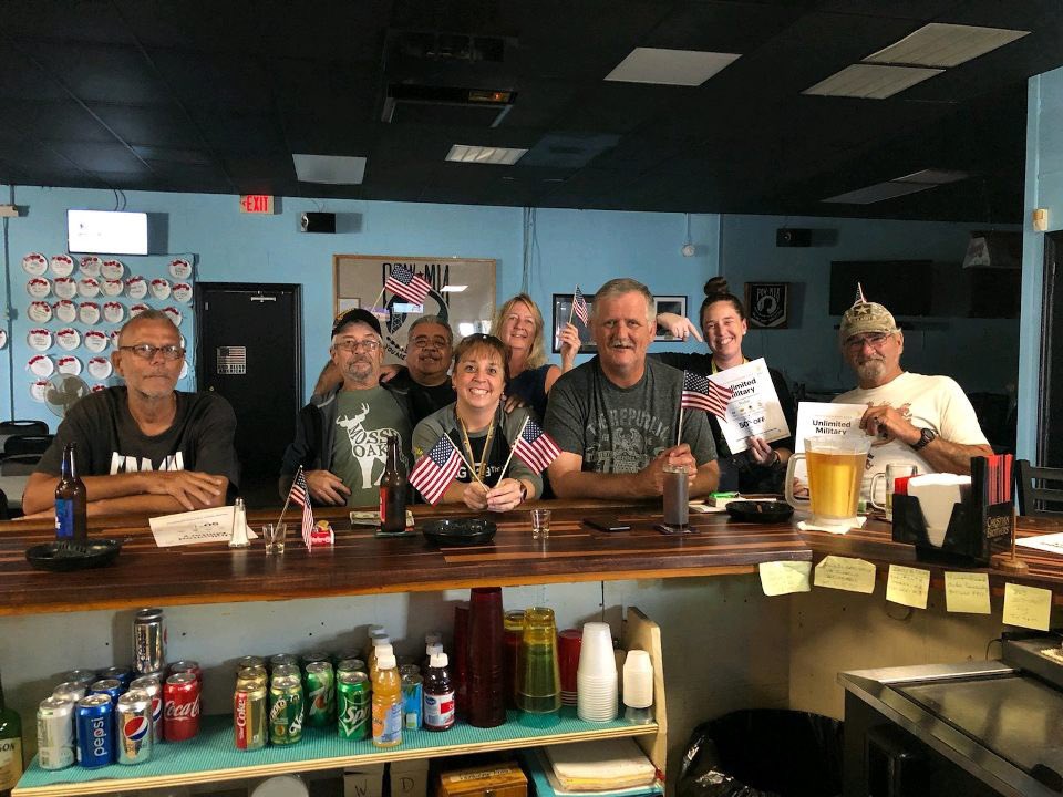 JROSELL01's tweet photo. Team Winter Haven at the VFW saying thank you to our #vets spreading the word we have great deals for our military friends!! Just in time for Memorial Day Weekend 🇺🇸 RED WHITE and BLUE flags for all 🇺🇸 https://t.co/O2KdTK5R2p