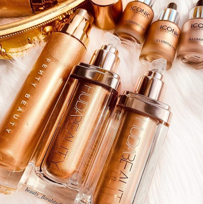 YouCamApps's tweet photo. Summer we see you 👀, bring on the bronzer and highlight 🌞
@beauty_floralstudio #bronzer #highlighter #highlighterpalette #bodyshimmer #bodyhighlighter #shophudabeauty #hudabeauty #hudabeautyhighlighter #iconic #iconiclondon #fentybeauty #fentybeautybyrihanna #bodyglow #glowdrop https://t.co/h99BPn9sjM