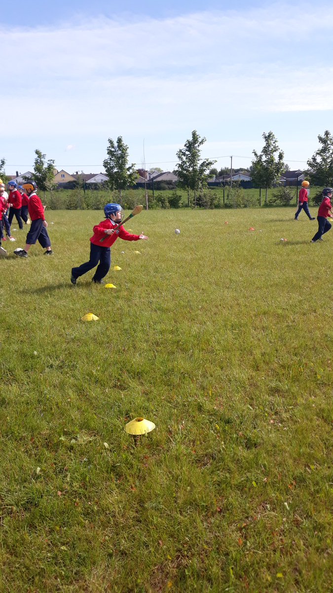 Gaelscoil Mhic Aodha (@aodhamhic) on Twitter photo Ag cleachtadh ár scileanna iománaíochta amuigh faoin ngrian arís inniu ☀️🏑
Practicing our hurling skills out in the sun again today. ☀️🏑
#ActiveSchoolflag #scoilgníomhach #iománaíocht #hurling <a href="/ActiveFlag/">Active School Flag</a> Ag cleachtadh ár scileanna iománaíochta amuigh faoin ngrian arís inniu ☀️🏑
Practicing our hurling skills out in the sun again today. ☀️🏑
#ActiveSchoolflag #scoilgníomhach #iománaíocht #hurling <a href="/ActiveFlag/">Active School Flag</a>