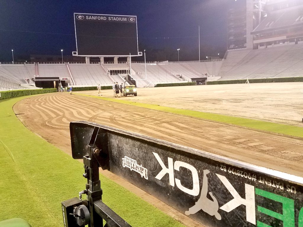 Bobgipson1's tweet photo. Spent the last few days back in Athens getting Sanford dialled back in for the season. @sidekick_usa @ProTurf_GA #settingthestandard #laserturf https://t.co/NVWV4CKIvI