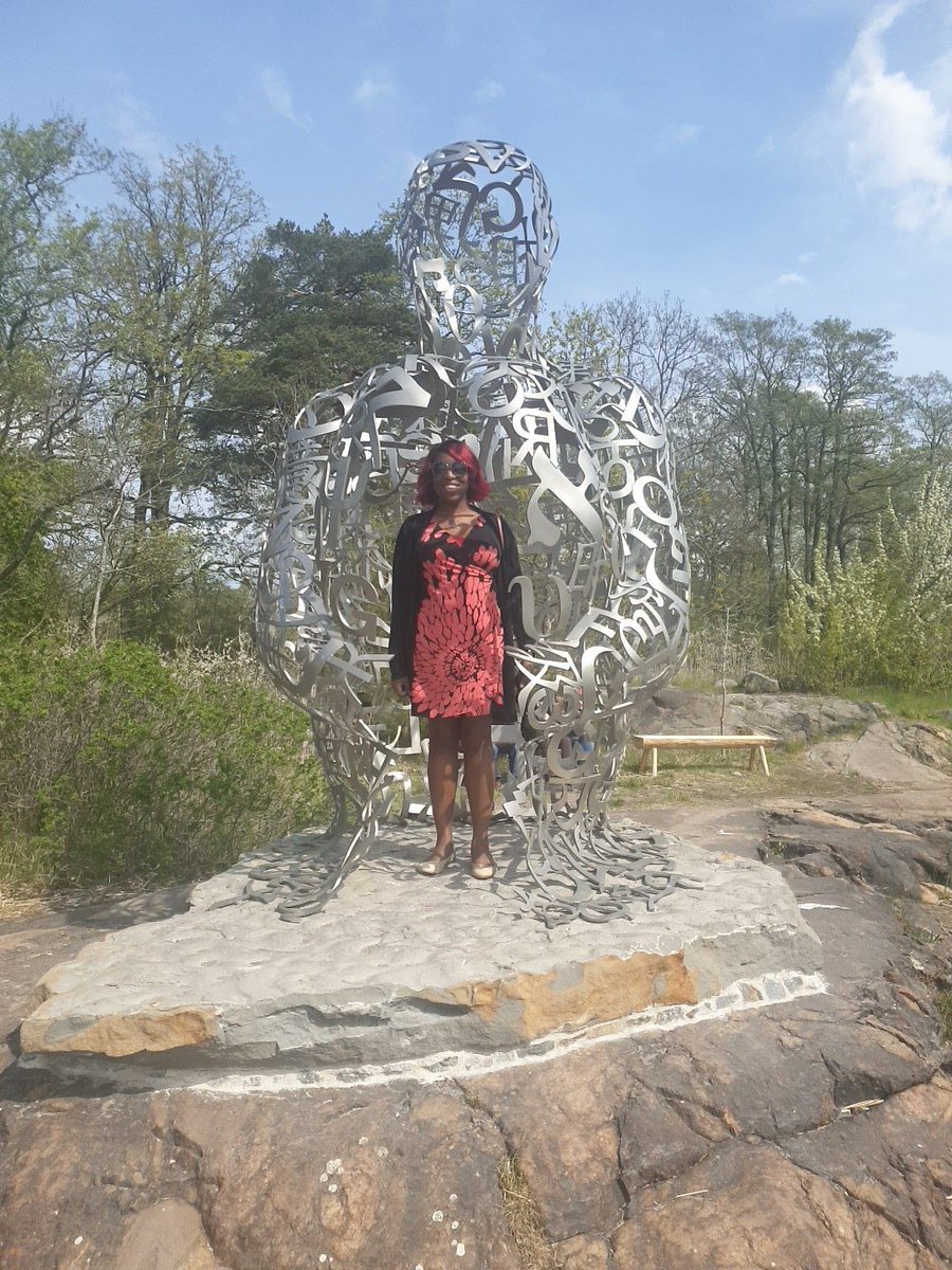 c_osazuwa's tweet image. #FUNemployed #PlayingTourist