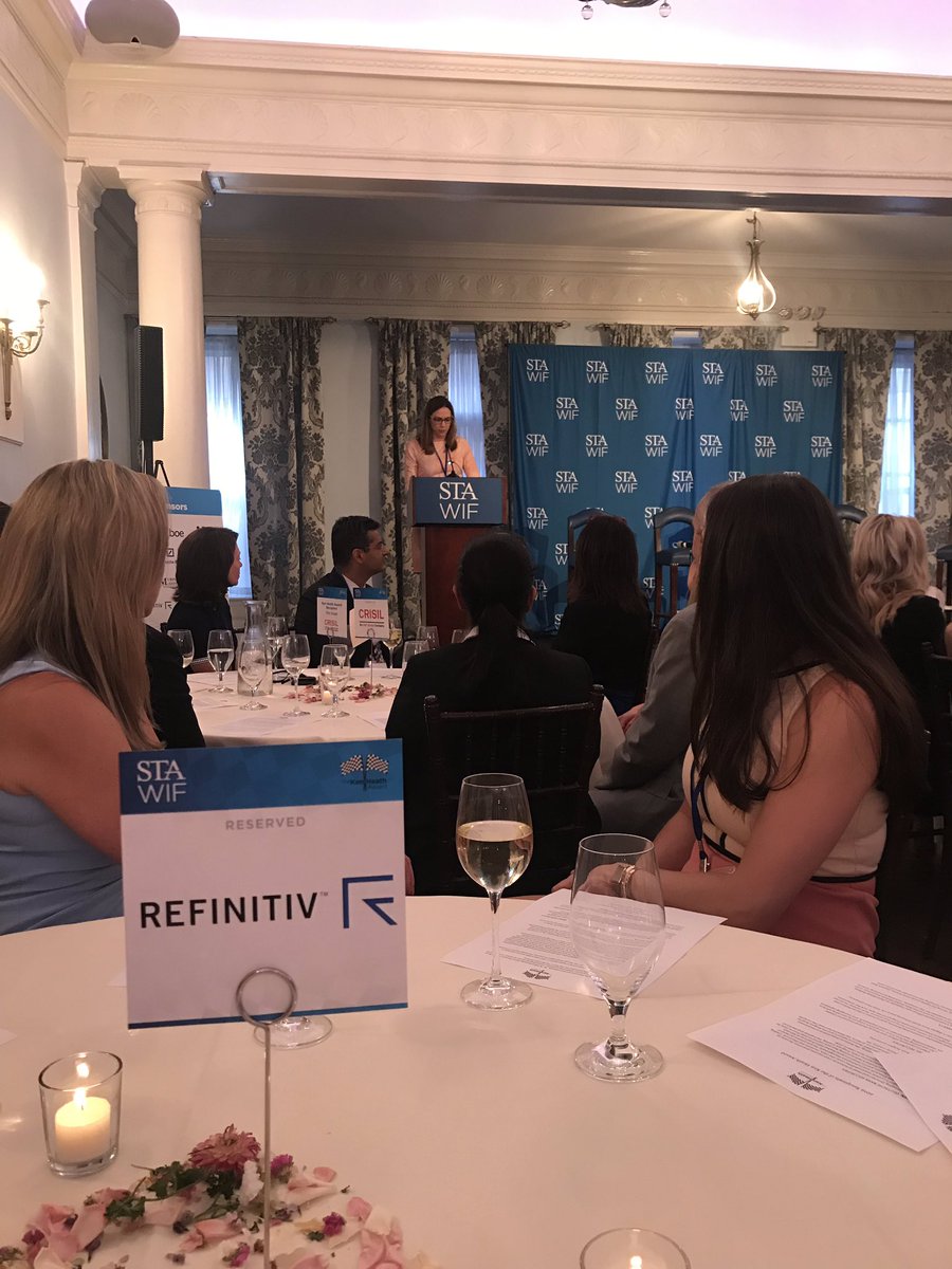 anna_tu2's tweet photo. @Refinitiv is beyond proud to be sponsoring @STAWomen and to honor the Ken Heath Award recipients tonight as well as hear from industry leaders on Education: A Discussion on Gender Diversity  #genderdiversity #GenderEquity #WomeninFinance #ESG #Refinitiv https://t.co/ebt2obGpN7