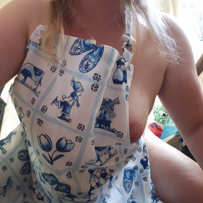 Schoonmaken! Ik hou ervan! Gaan jullie deze allemaal retweeten? Dan post ik morgenochtend een filmpje<a href="/tag/retweet"class="tags"><span>#retweet</span></a>