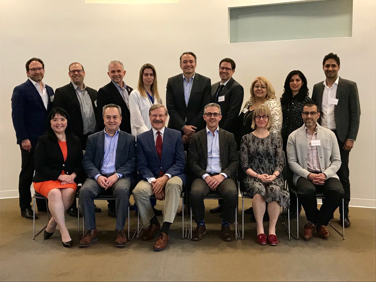 KBI_UHN's tweet image. All smiles here! Meet the hard-working executive team of our one-of-a-kind #arthritis ⁦program. @UHN⁩ ⁦@KrembilRI⁩  #CDNhealth #meet&amp;amp;greet
