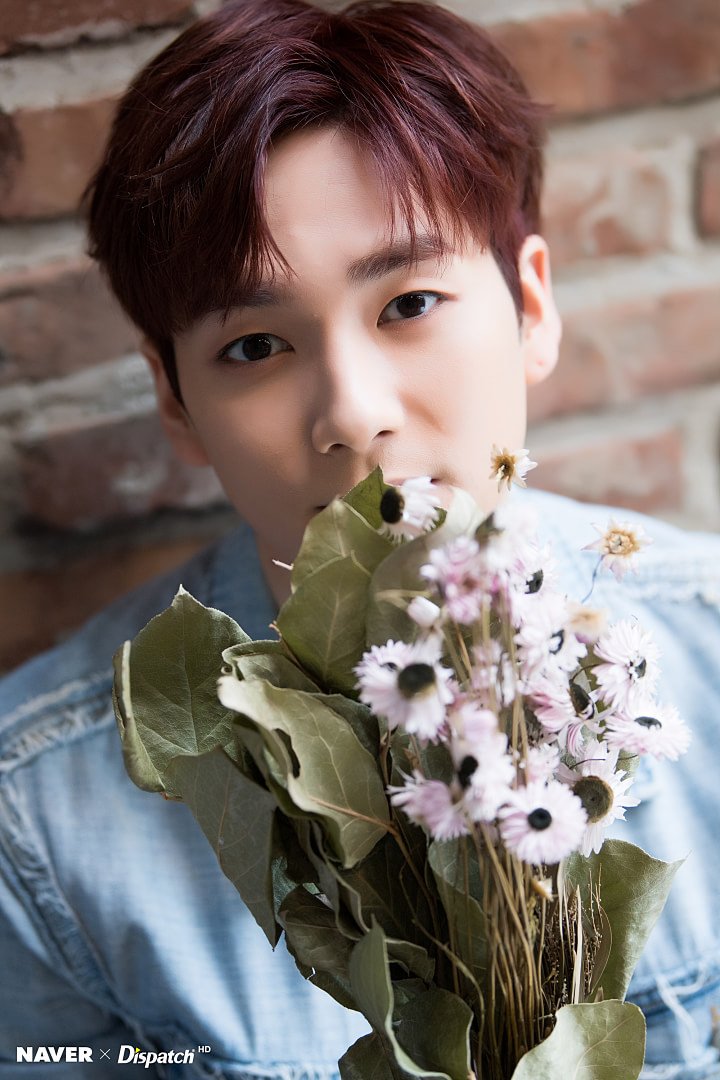 Aron_Brasil's tweet photo. [HQ] 21.05.19 - Atualização ds DispatchxNaver com Aron 🐶💗
#ARON #아론 #뉴이스트

🔗
https://t.co/y7vtcXxEj6 https://t.co/dCraRxuMIa