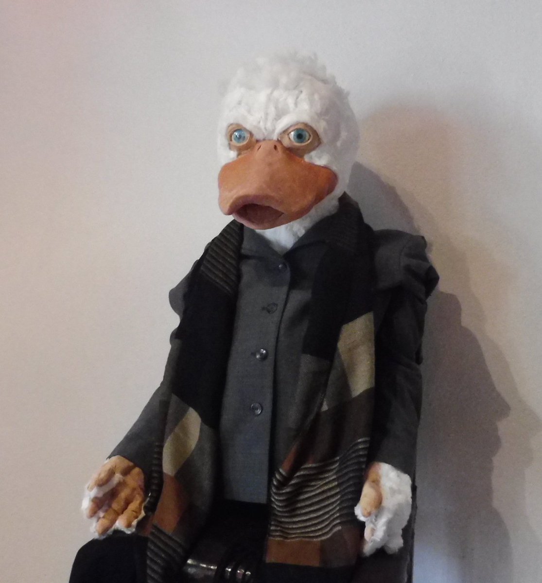 alice_creation's tweet photo. Prop replica life size Work in progress Howard the duck @howardduck86  @imhowatrd @Vinyl1Solution @ComicsBookBe @SpaTownComics @ComicFigurines @Retromovie1 @Hank1271 @VintageToysuk @toys_vintage @hitrewind80s @The80sArcade @MarveliciousToy @DCComics https://t.co/ENC7bufVSw