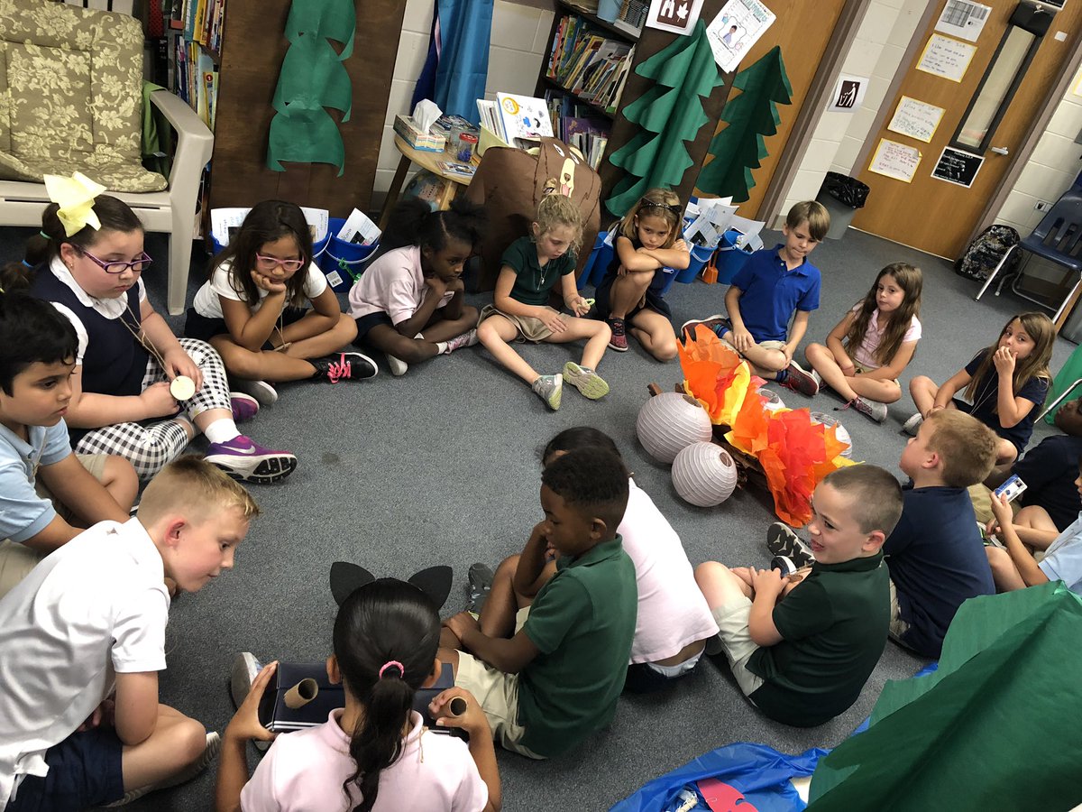 sabrinahb2000's tweet photo. Last few days, but the learning is forever! My Ss shared their TV box story with the class around the campfire. @LostLakeLions #whyiteach #learningisfun #firstgraderocks #iteachfirst #readwritethinktalk #teachfirst #teacherlife #firstgradelife #poweroflearning #1stgrade https://t.co/G5iMWHGyQ0