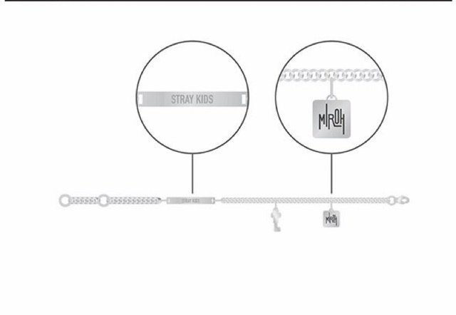 sunshinechan15's tweet photo. WTB 
stray kids miroh bracelet! preferably 2 but 1 is okay!! please dm me if u are selling or if u know of anyone who is!! I desperately want one!!!! #wtbstraykids #straykids https://t.co/akCo0yaWJr