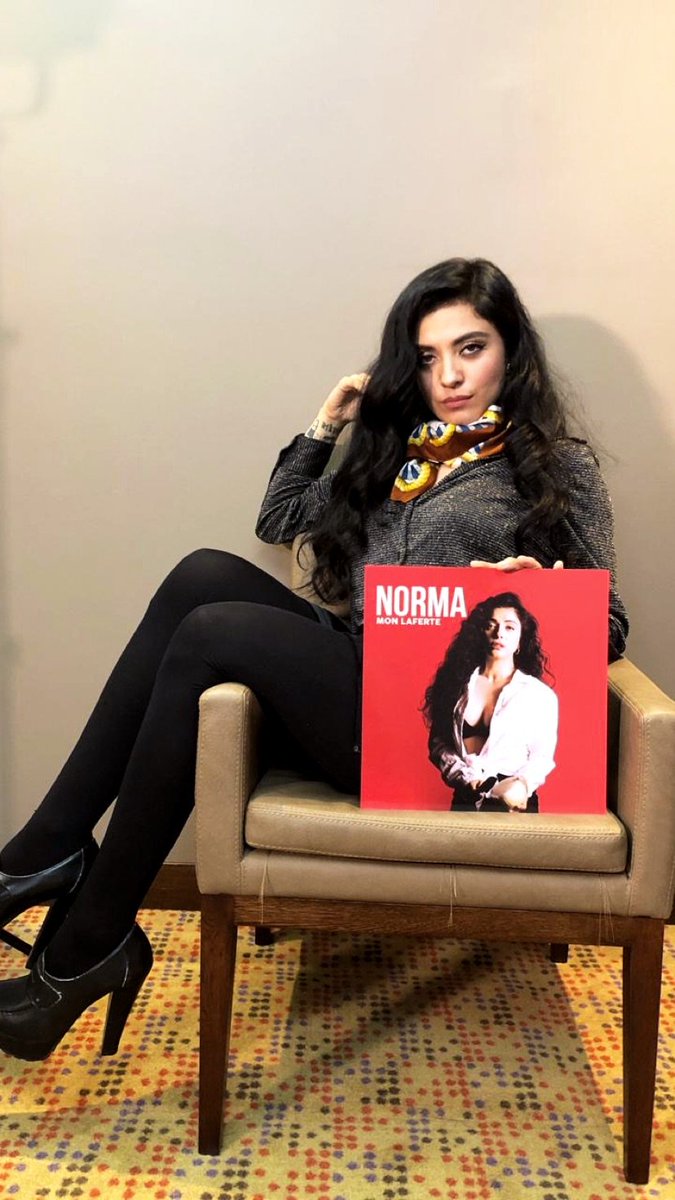 MonLaferteARG's tweet photo. Que no decaiga, sigamos votando por @monlaferte en los 
#PremiosMTVMiaw 
#MTVLAMUJERESMON
#MTVLAVIDEOELBESO
#MTVLACHINGONMON
#MTVLASHIPAMOR
o pueden votar en 
https://t.co/4ECj4o63pX
https://t.co/1rMGmjbCte
https://t.co/FGrGUfz8UD
https://t.co/SSg12fUTO2 https://t.co/CWHhZZX6Au