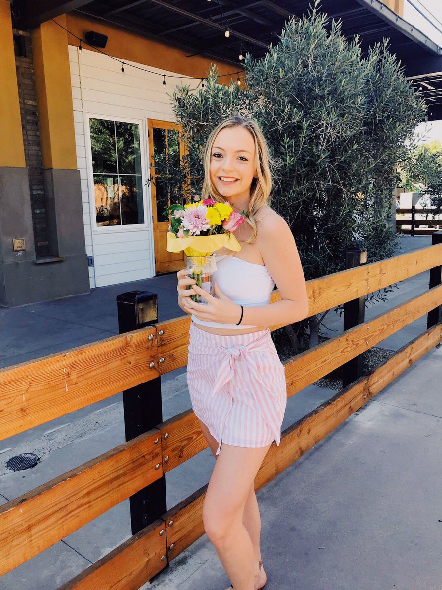 ☀️🦋 summer means more sunshine &amp; more traveling all around the world 🦋☀️