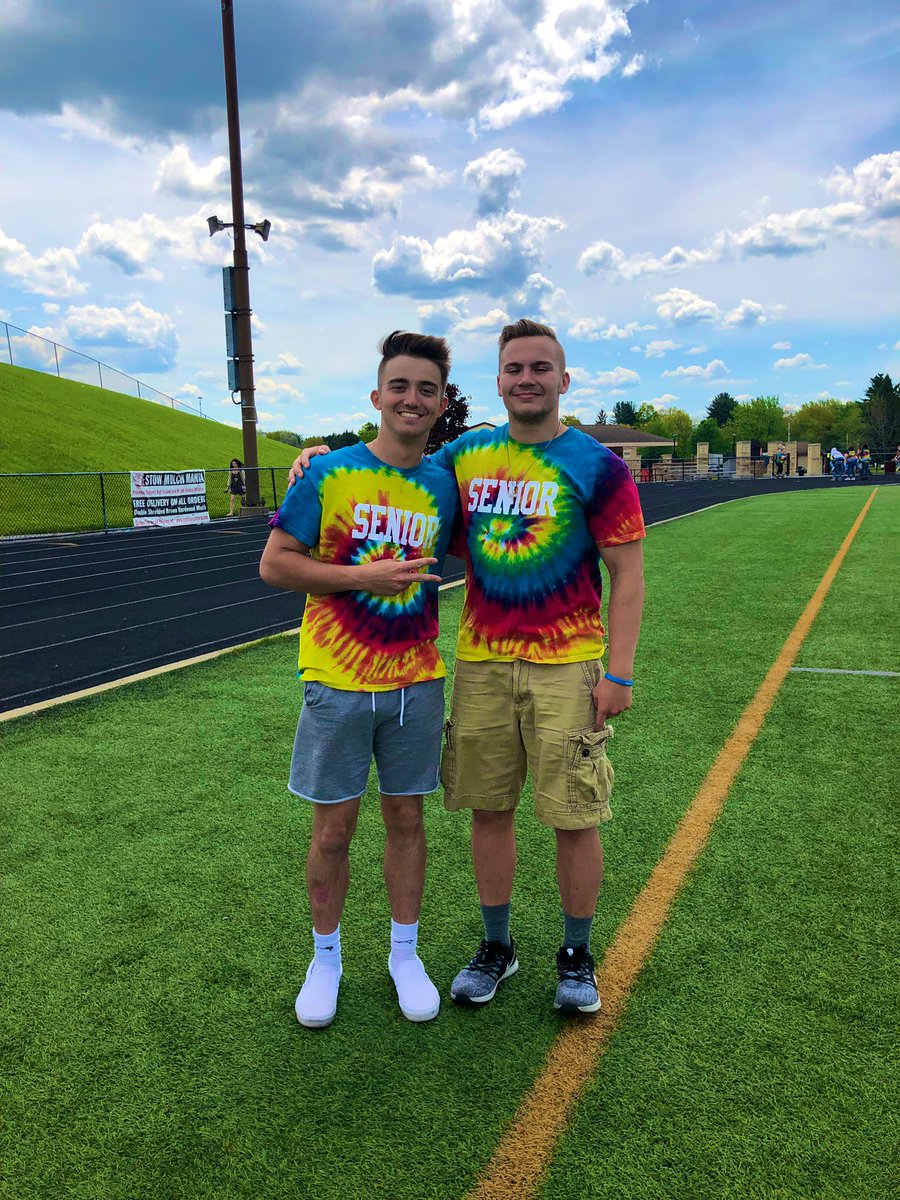 joeybb11's tweet photo. Happy Birthday brother!! Lots of great memories together. Lots more coming✊🏻 https://t.co/hiFwaMoBrN