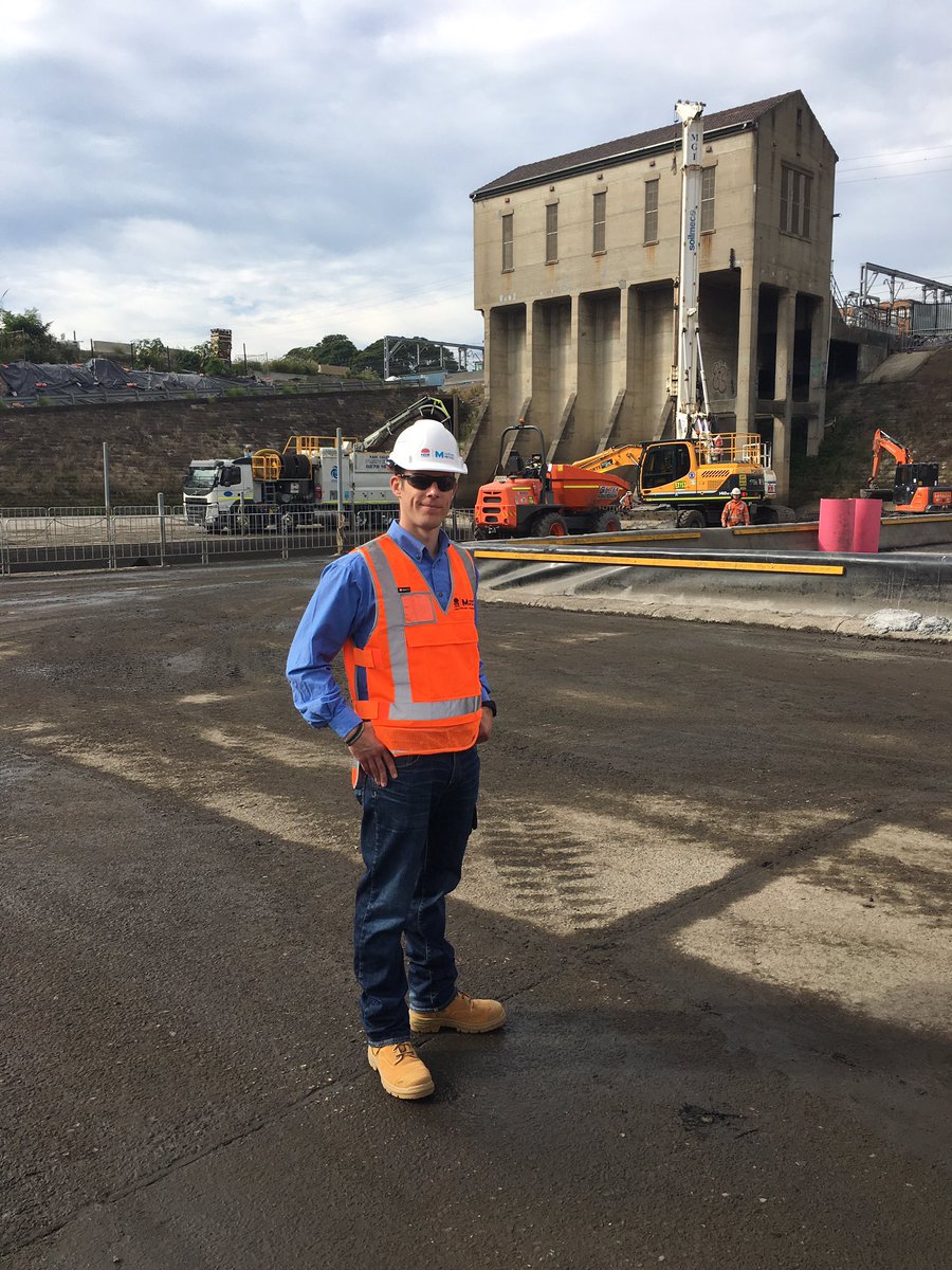 PEW_CI's tweet photo. Royal Engineer Officers working to deliver infrastructure in Sydney, with partner organisations John Holland and Arup, while studying for MSc and preparing to become professionally registered. https://t.co/fZQljIW1Qf