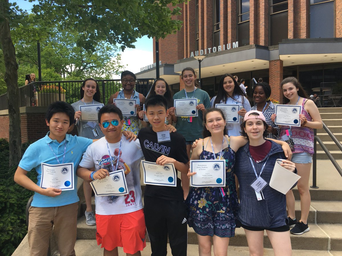 schacademy's tweet photo. 52 of our #Honors #Physics and #Chemistry students presented their projects (they had all won a 1st Award at the regional level) at the PA Junior Academy of Science (#PJAS) #StateScienceFair on Monday. 13 of those students won a 1st Award at the state level! #HighSchool https://t.co/9rPB0y6Jmr
