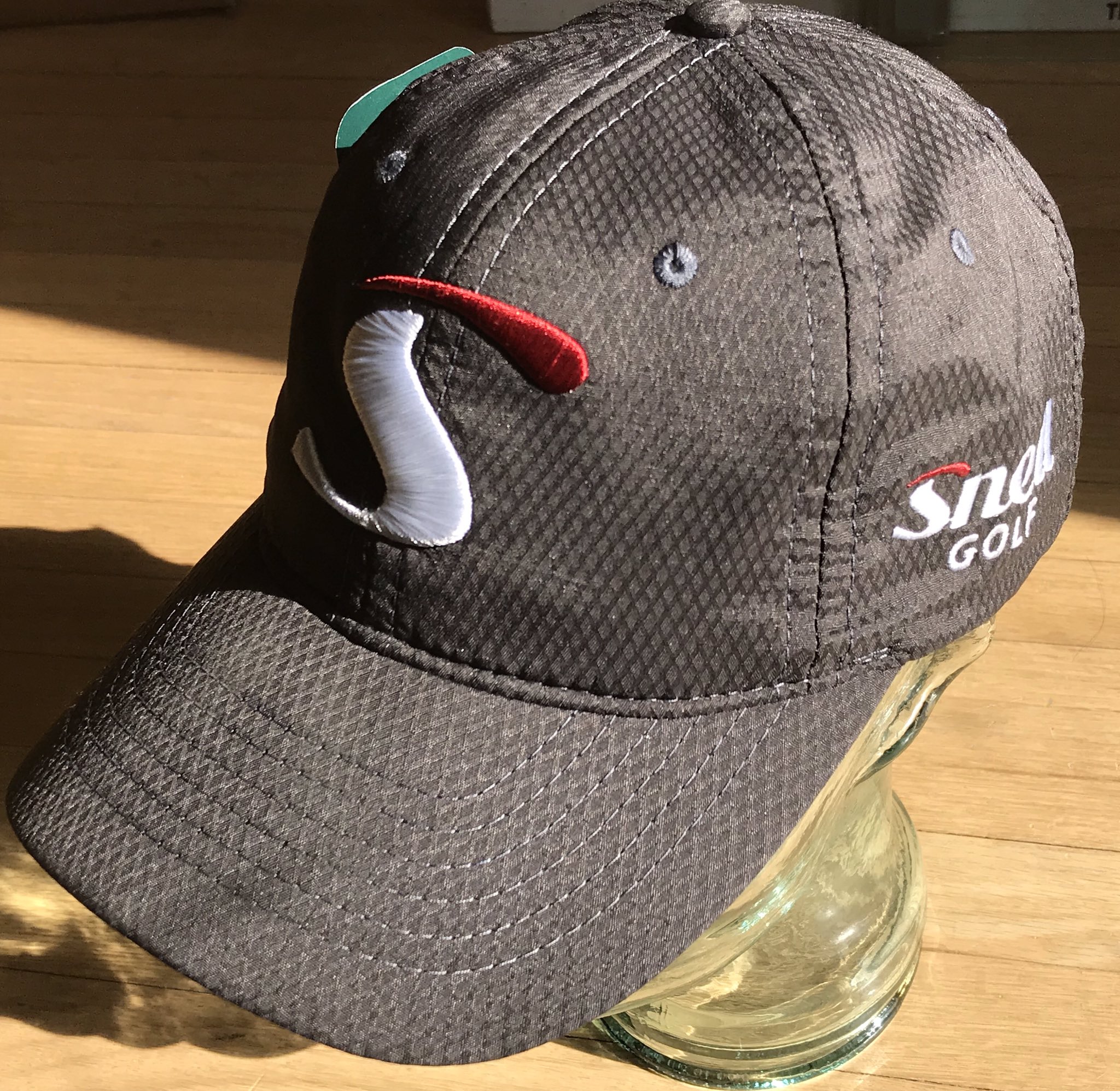 snell golf hat