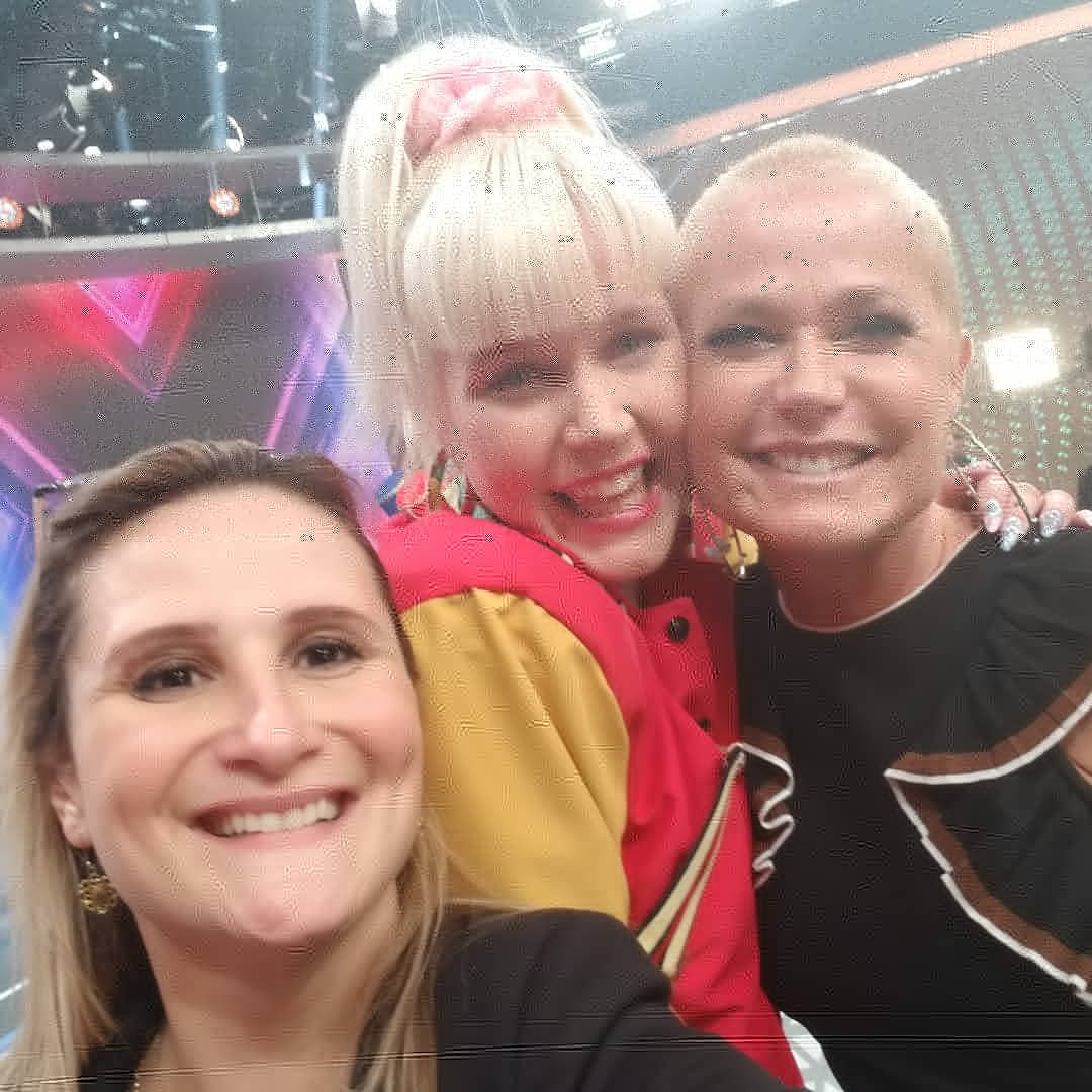 FoxSimBr's tweet image. Hoje teve tradução de duas Xuxas!