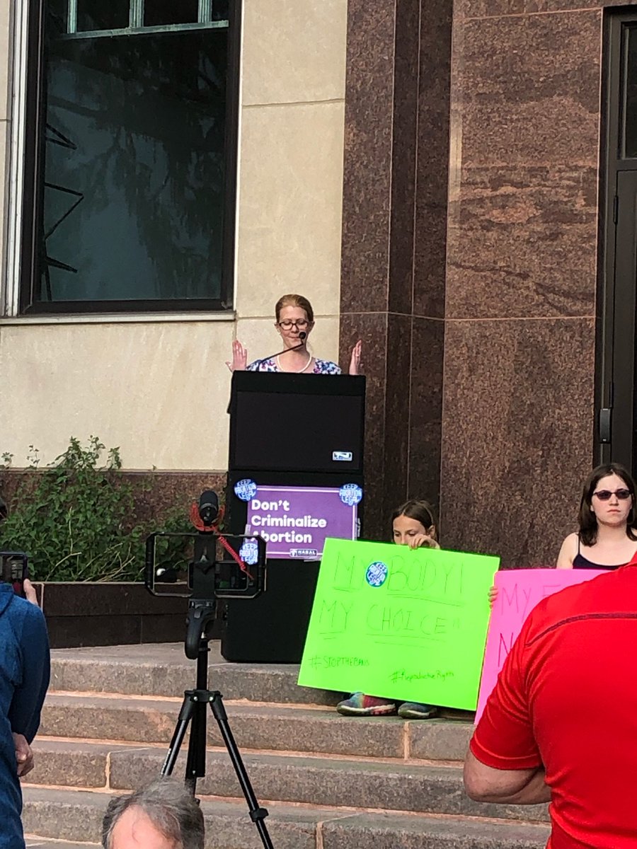 crafting_change's tweet photo. Training coordinator from @wacdtf talk about the importance of #clinicescorting at the @ProChoiceMD #StopTheBans event in Rockville https://t.co/v6r5kpnZa5