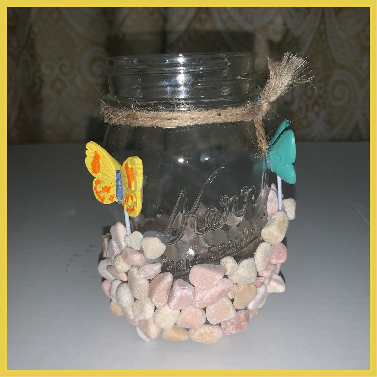 Haiku_Portraits's tweet photo. 🚨🚨New Video Alert🚨🚨
DIY Mason Jars 4-Ways
https://t.co/yc9RX1kuBP
Subscribe, share, like, and comment!!!!
#DIYCLUB #diyclubbers #diy #entrepreneur #youtuber #youtube #diycraftsyoucanuse #functional #spacesaver #creative #art #haikucreations #masonjars https://t.co/NA2j4lBKU0