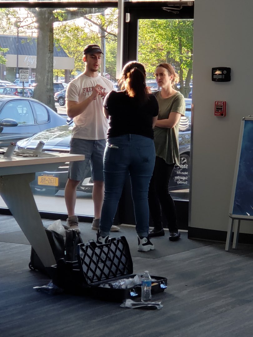 People are already pulling on our doors over here in Longmeadow!!! #TheMeadow <a href="/Bonilla_Bibi/">Bernice Bonilla</a> <a href="/BlevinsMandi/">Mandi Blevins</a> <a href="/JPotter24/">Jason Potter</a> <a href="/WilliamGStovall/">William Stovall</a>