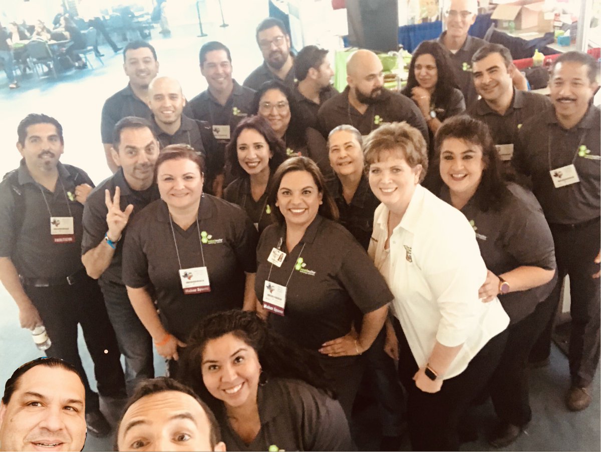 And that's a wrap for Day 2- of the 25th Annual @RegionOneESC Technology Conference #DontMessWithTechnology19 @mikechuca @Renantown @chirpmaggie @hngrstrike @KarlaLara98 @Gus_STEM @TheAlexFlores @DrLauraSheneman @ESC1_LRI @ESC1_STEM
