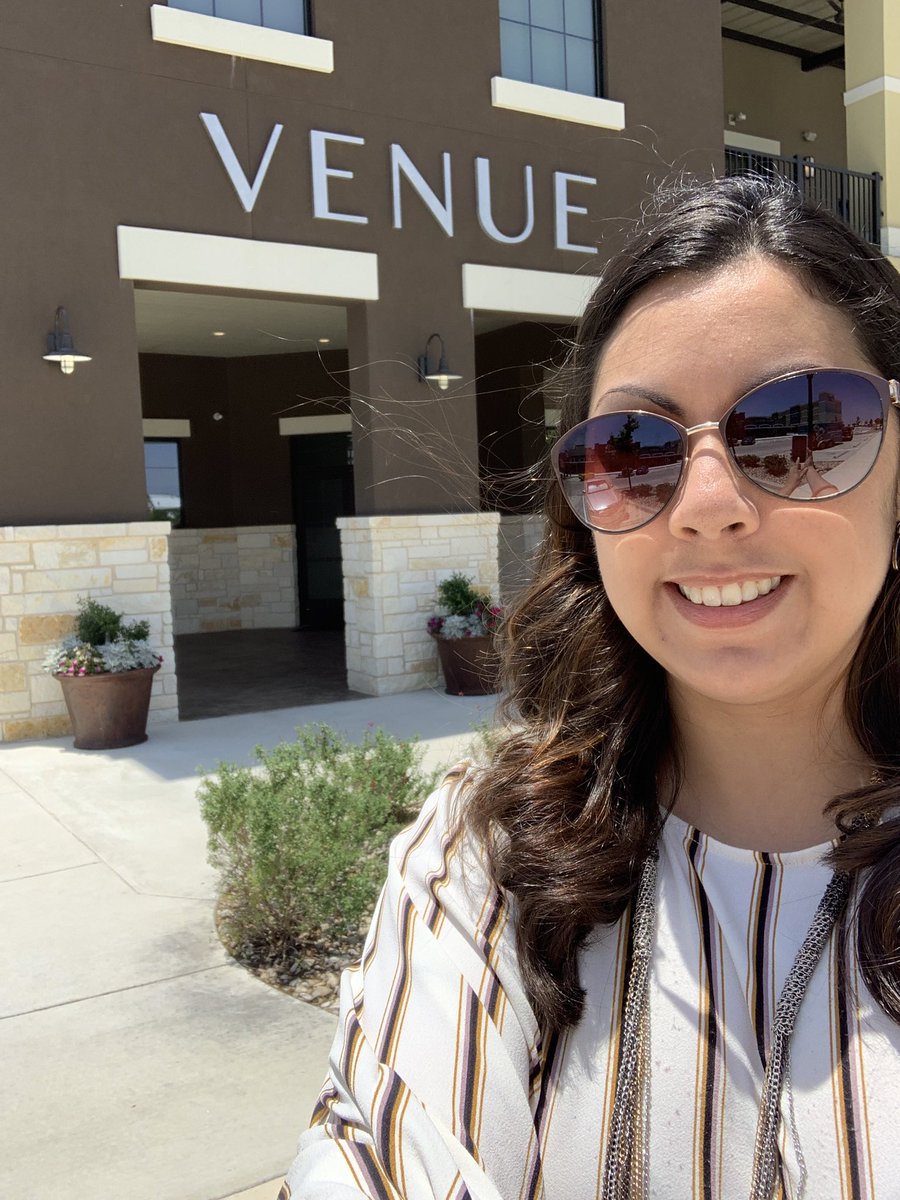 SarahCDouglas's tweet photo. Love the beautiful venue I got to present at!  #socialmedia #instagramclass https://t.co/18uD0BZMgT