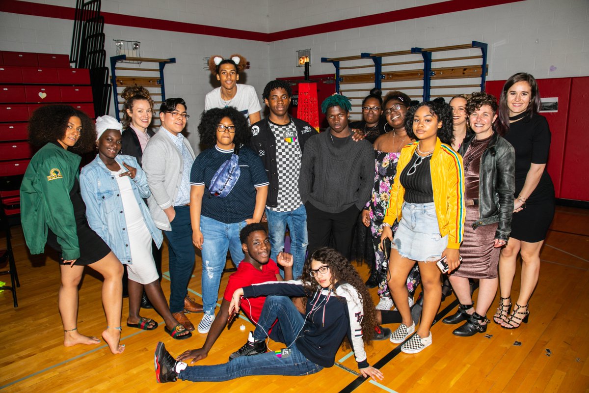 ChiPubSchools's tweet photo. The Chicago GSA Prom was hosted @PMAFirebirds this year! 🎉 Check out our students and staff having a blast at the celebration. 💃🕺 https://t.co/HrehloTr0Q