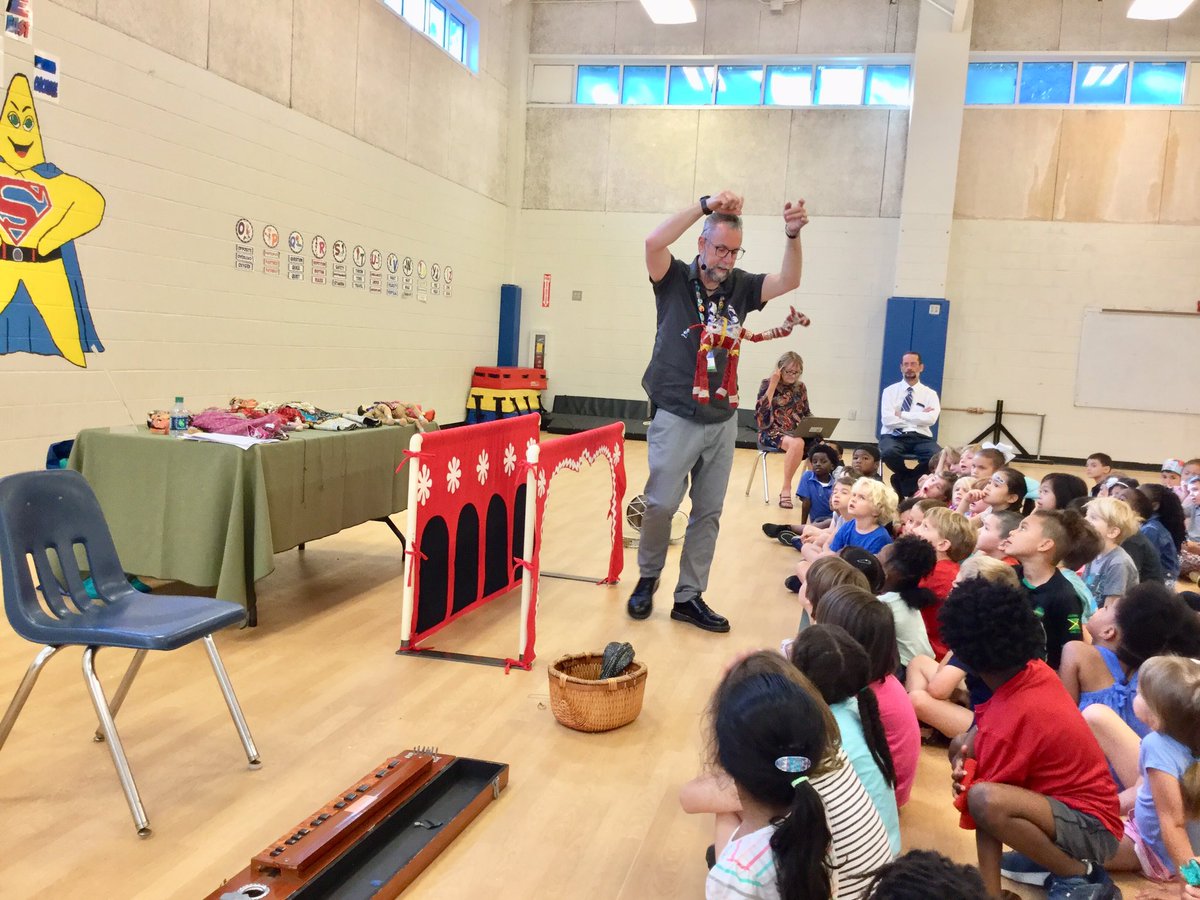 Caringplace3's tweet photo. Today, we learned about different types of Puppets. India is said to be the home of puppets. @EmilyBoatright @APS_SmithAP @pointsbyPortee @ptyut1999 @APS_SarahSmith https://t.co/HqtMz3n81v